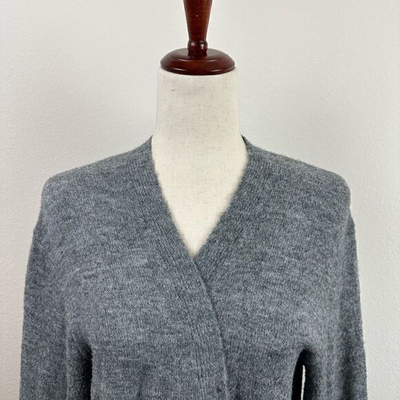 EUC Bicul Women’s Cardigan - Picture 2 of 10